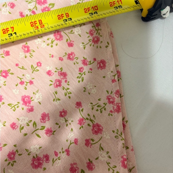 women's mini dress with puff sleeves and a pink floral print. - Picture 8 of 8